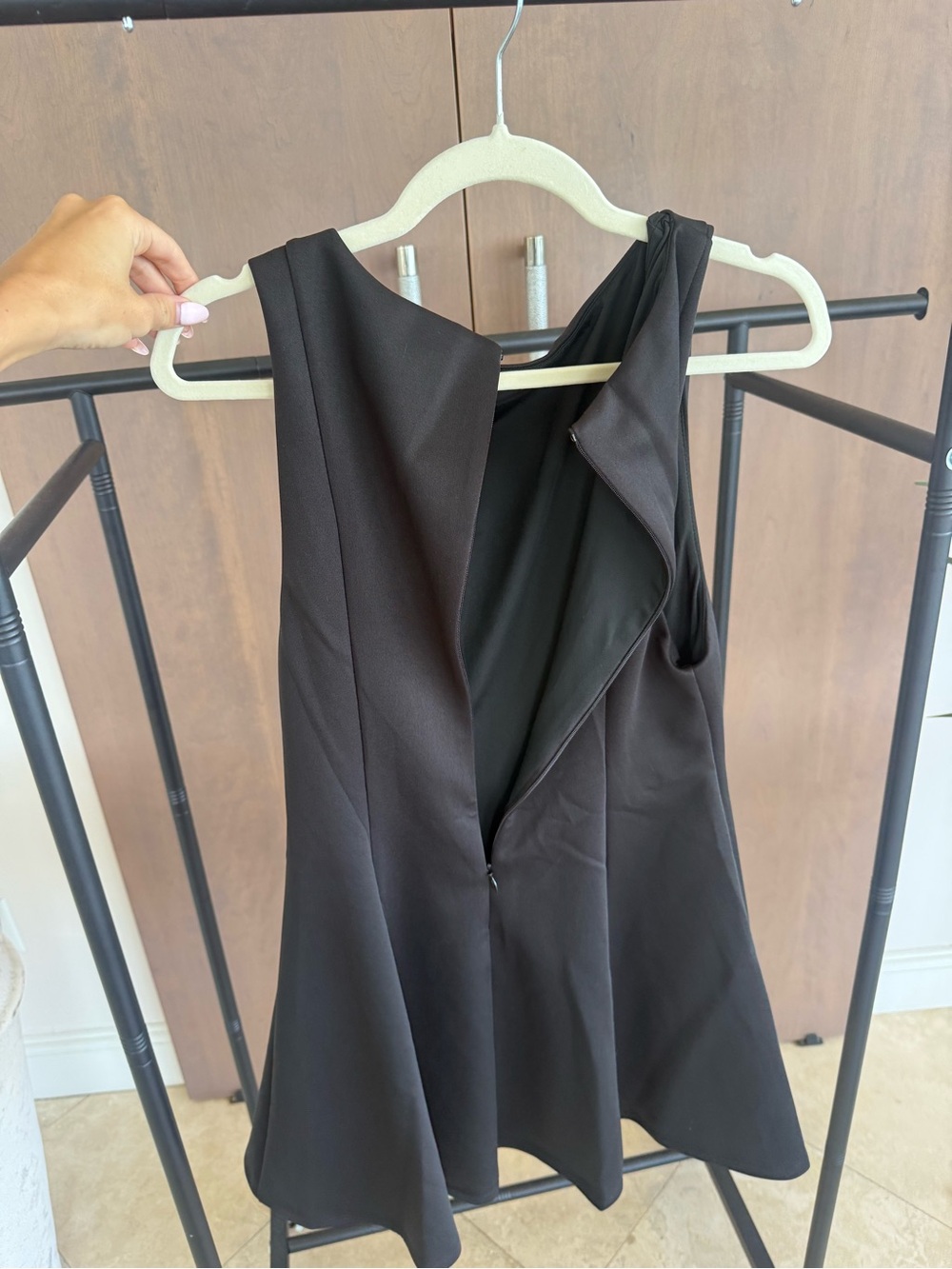 Sleeveless Black Mini Dress with Flared Skirt - Picture 3 of 4